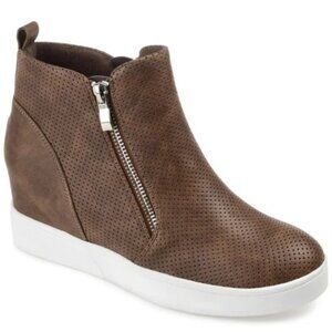 Journee Collection Women's Pennelope Sneaker Wedge